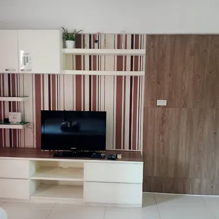Baan Sabai Rama IV Apartment-2